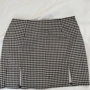 Motel Rocks Black & White houndstooth Mini Skirt with Front Slits
